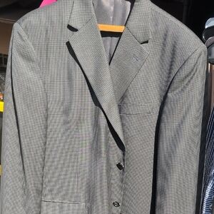 Stafford Men's Black and White Checkered Blazer